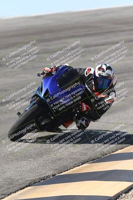 media/Oct-13-2025-Moto Forza (Mon) [[a66d839500]]/4-C Group/Session 2 (Bowl)/